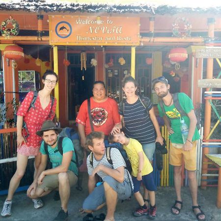 Novita Homestay Bunaken Buitenkant foto