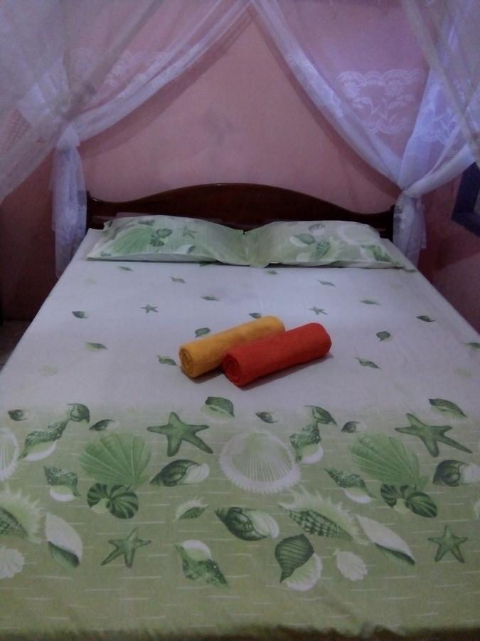 Novita Homestay Bunaken Buitenkant foto