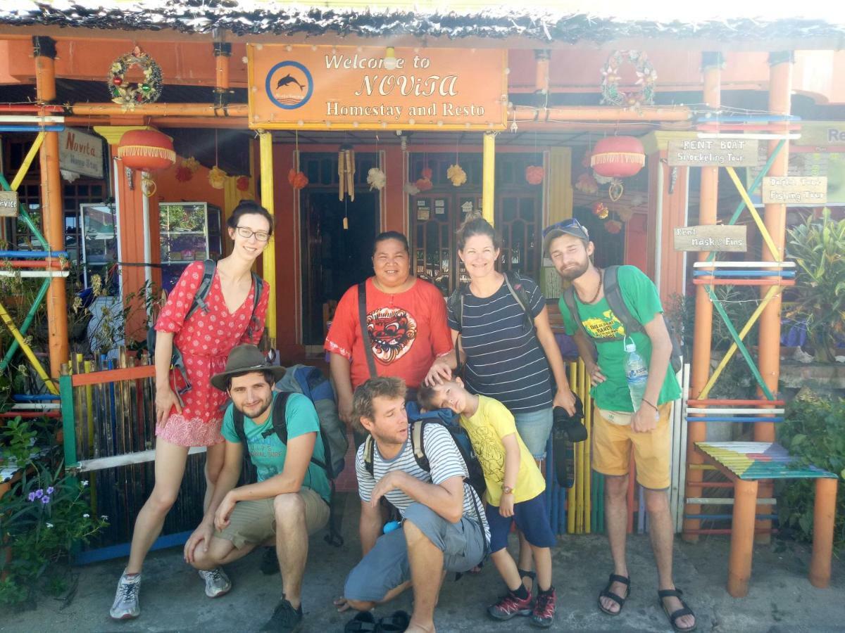 Novita Homestay Bunaken Buitenkant foto